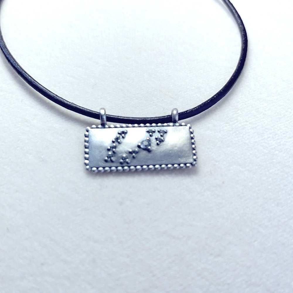 New!⭐️Sundance Zodiac⭐️Stars⭐️Necklace with Topaz Inset Retail $98.